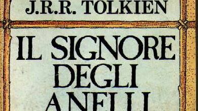 Abusi, accusato il prete figlio di Tolkien