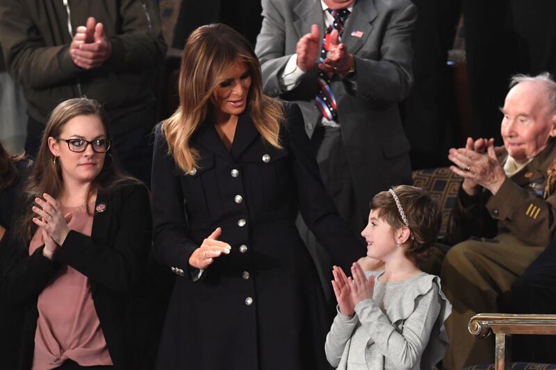 Melania Trump: al fianco del marito dopo 39 giorni di silenzio 8