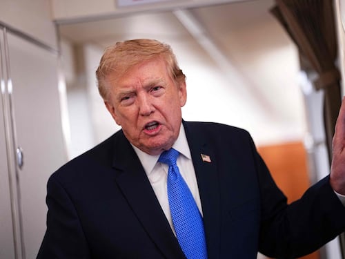 Il doppio gioco dell’Oman dietro alle minacce di Donald