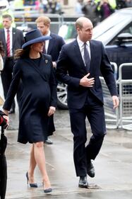 Kate Middleton incinta, gli scatti della gravidanza 8