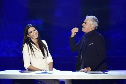 Elisabetta Gregoraci dalla terza puntata di "Made in Sud"  11