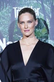 Bar Refaeli, scatti sexy 19