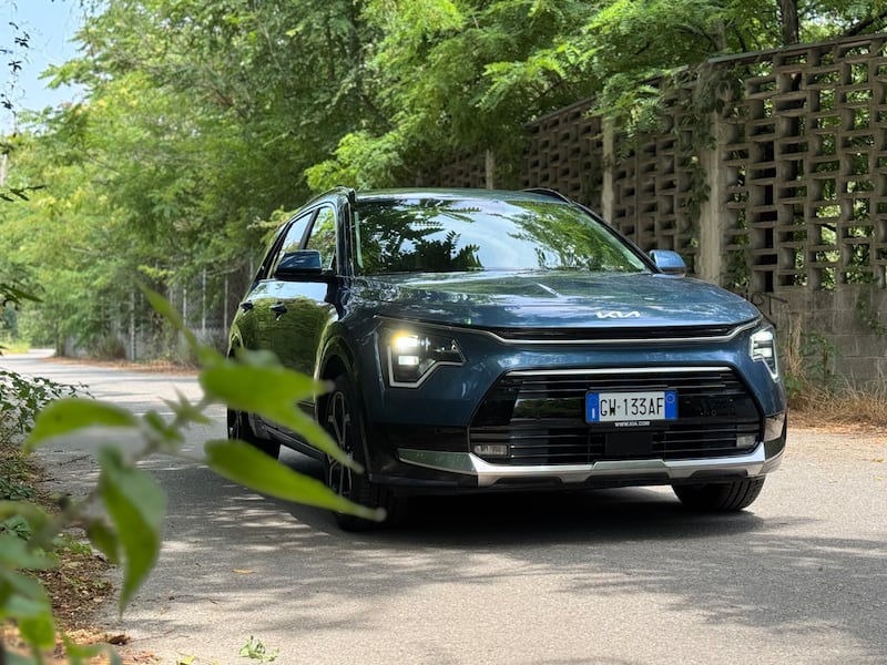 Kia Niro Trifuel: guarda la gallery del crossover ibrido anche a GPL 17