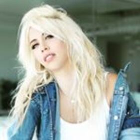 Wanda Nara da urlo su Instagram: i suoi scatti hot mandano in delirio i follower 8