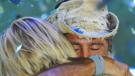 Nancy Coppola contro Raz Degan: "Sull'Isola ci riempiva di offese"