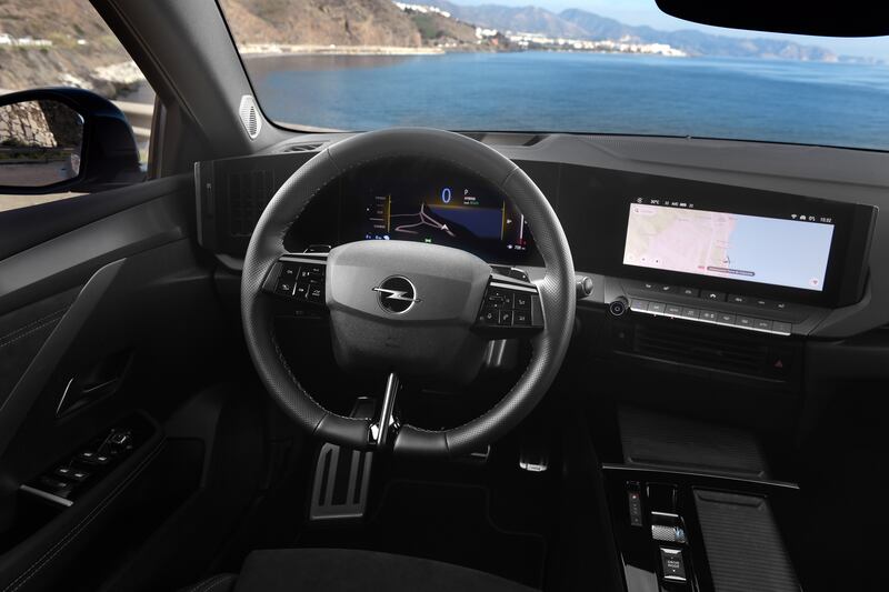 Opel Grandland Gse, guarda le foto 5
