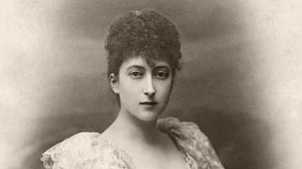 Il mistero della tiara scomparsa e mai più ritrovata