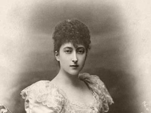 Il mistero della tiara scomparsa e mai più ritrovata