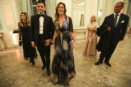 Il ministro Boschi incanta tutti alla prima del teatro San Carlo 9