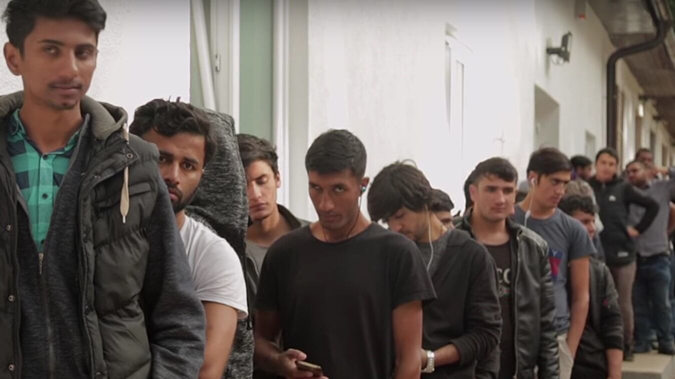 Bosnia, campi al collasso: disordini tra migranti e polizia