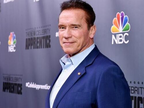 Schwarzenegger ai russi: "Non è la vostra guerra, ribellatevi"