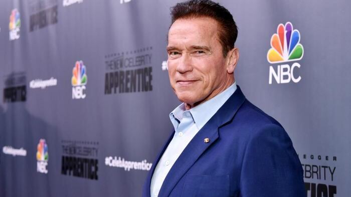 Schwarzenegger ai russi: "Non è la vostra guerra, ribellatevi"