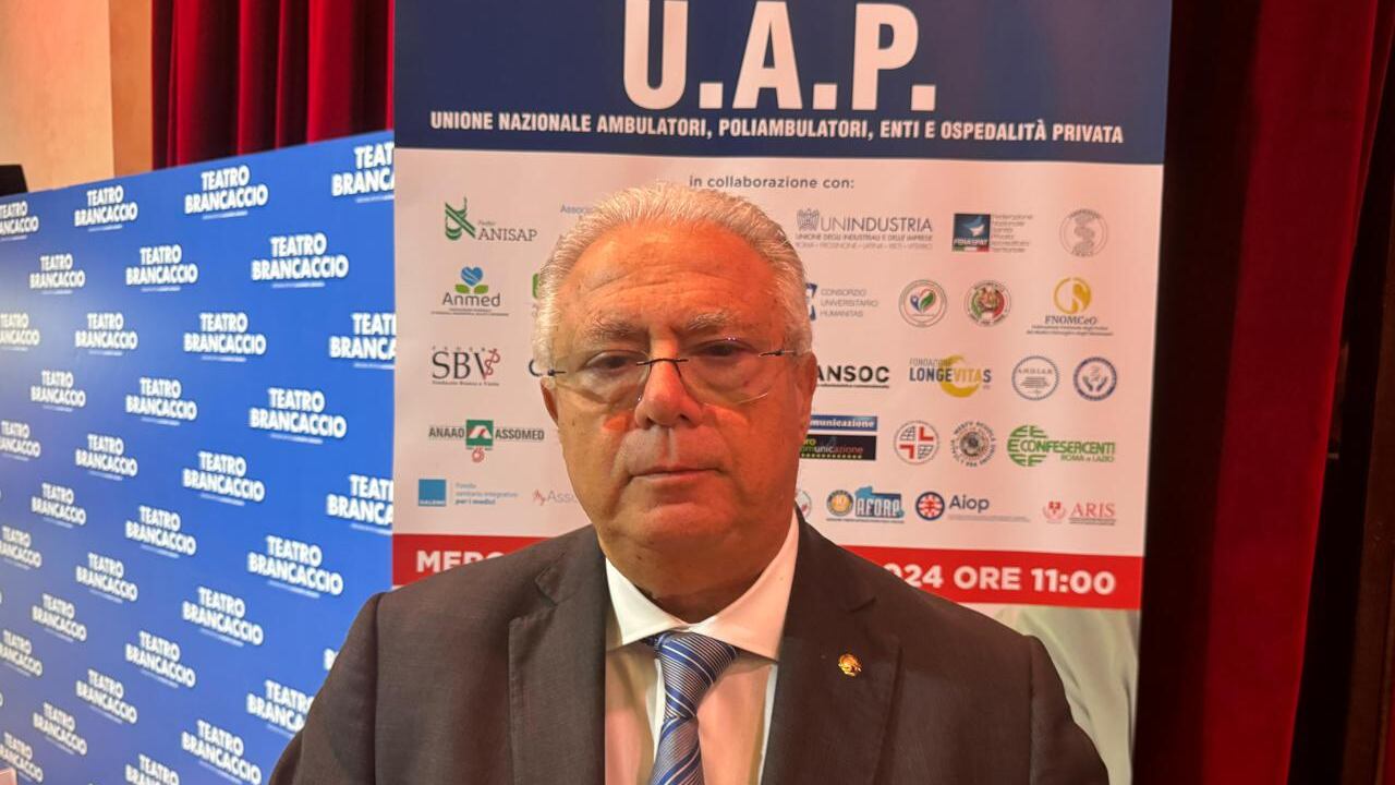 Sanità, medici Roma: "Analisi nelle farmacie? Sì purché autorizzate"