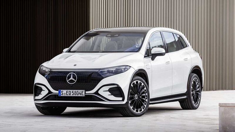 Mercedes EQS SUV