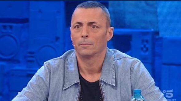 Alex Britti pro-immigrazione su Open Arms: "Nessuno dovrebbe essere guardato come un cittadino di serie C"