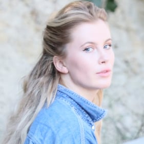 Ireland Baldwin, topless mozzafiato 14