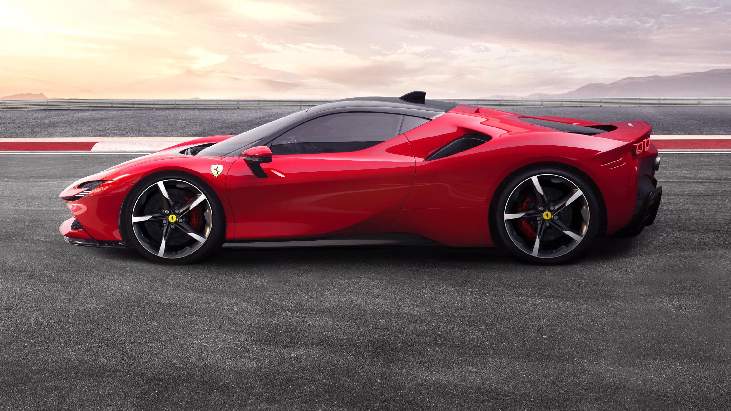 La ricca Ferrari alla prova dell'elettrico