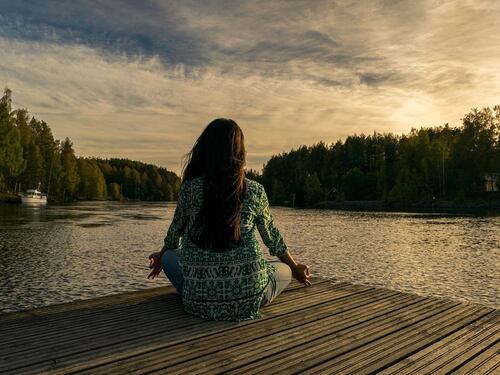 Yoga, dieci posizioni per principianti da imparare subito