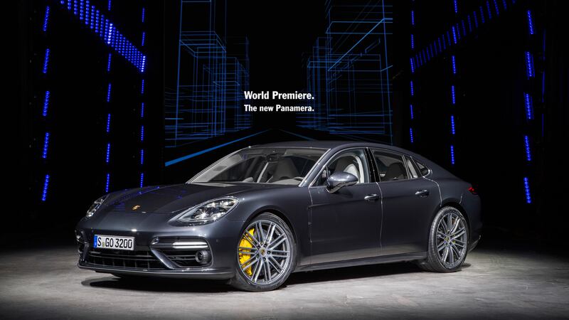 Le immagini della nuova Porsche Panamera 15
