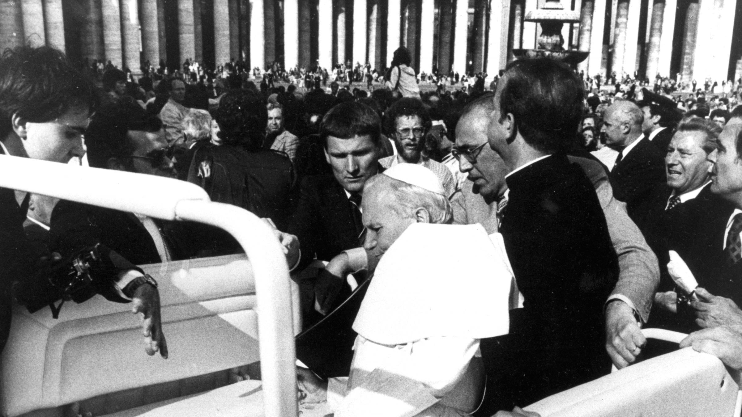 La "pista armena", Alì Ağca e l'attentato a Papa Wojtyla. "Riaprire le indagini"