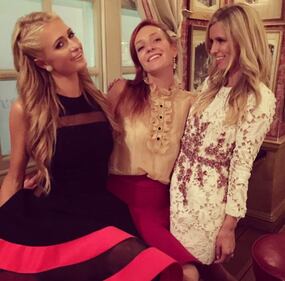 Nicky Hilton: abito bianco sexy ma sobrio per la sorellina di Paris  3