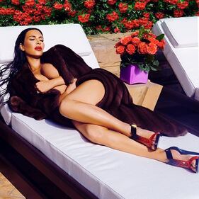 Kim Kardashian: nuda e hot su Instagram, si prepara a diventare a First Lady 1