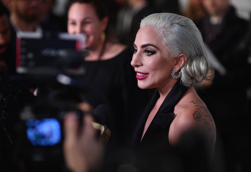 Lady Gaga sexy e chic sul red carpet: foto 7