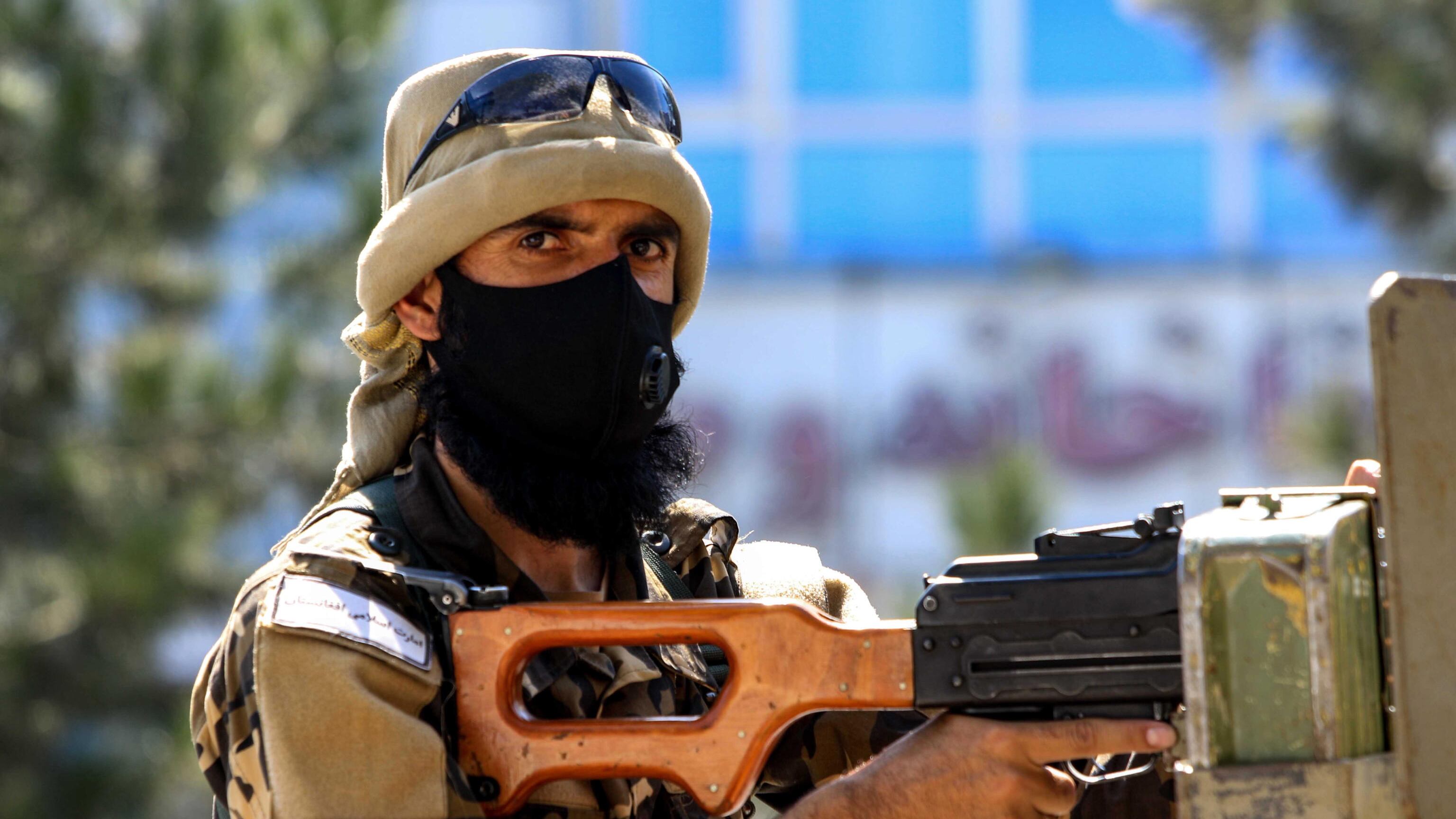 La protesta delle donne contagia Kabul