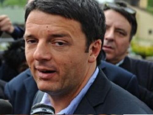 Il Cav blinda Renzi: finalmente nel Pd uno con cui parlare