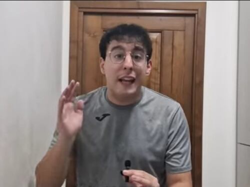 Lo youtuber Favarigna finisce in manette: violenza sessuale su minorenne