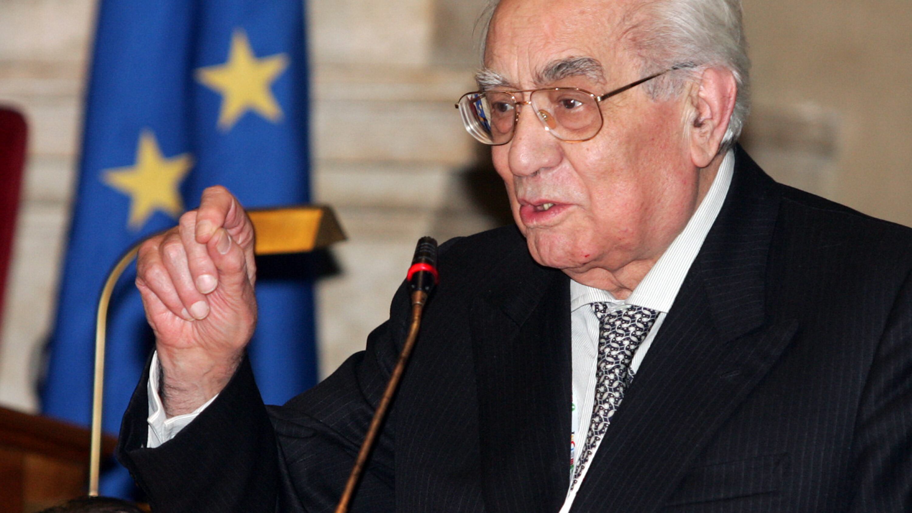 È morto a 93 anni Emilio Colombo, l'ultimo padre costituente
