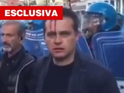 Transenne contro i poliziotti: ormai è caccia aperta a chi veste la divisa