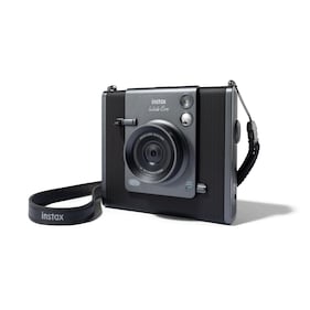 Fujifilm lancia Instax Wide Evo 11