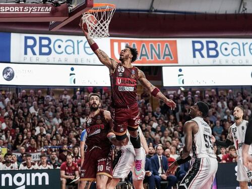 Basket, Venezia supera (in rimonta) Bologna e riapre la serie sul 2-1
