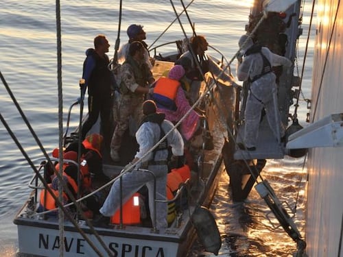 Il Paese affoga nel buonismo. E l'Europa fa pure l'onda...