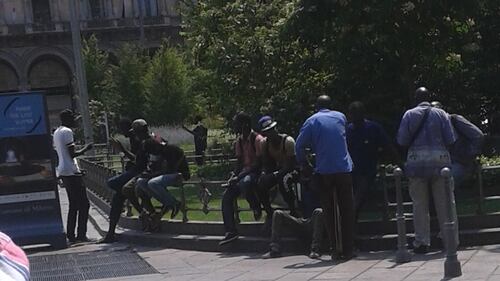 Gli africani arrestati ieri, liberi dopo nemmeno 24 ore 1