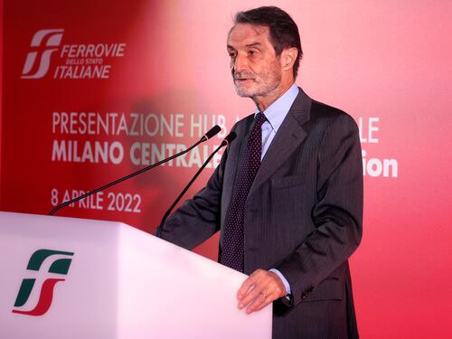 Lombardia, il centrodestra "vede" il bis di Fontana