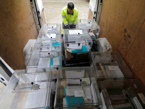 Urne aperte per il voto francese