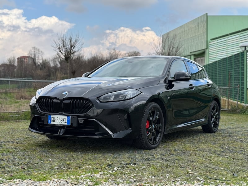 BMW Serie 1 2025: guarda la gallery della nuova berlina compatta premium 2