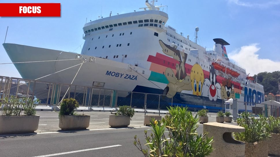 Nave quarantena per i migranti: ma non può fermare l'assalto alla Sicilia