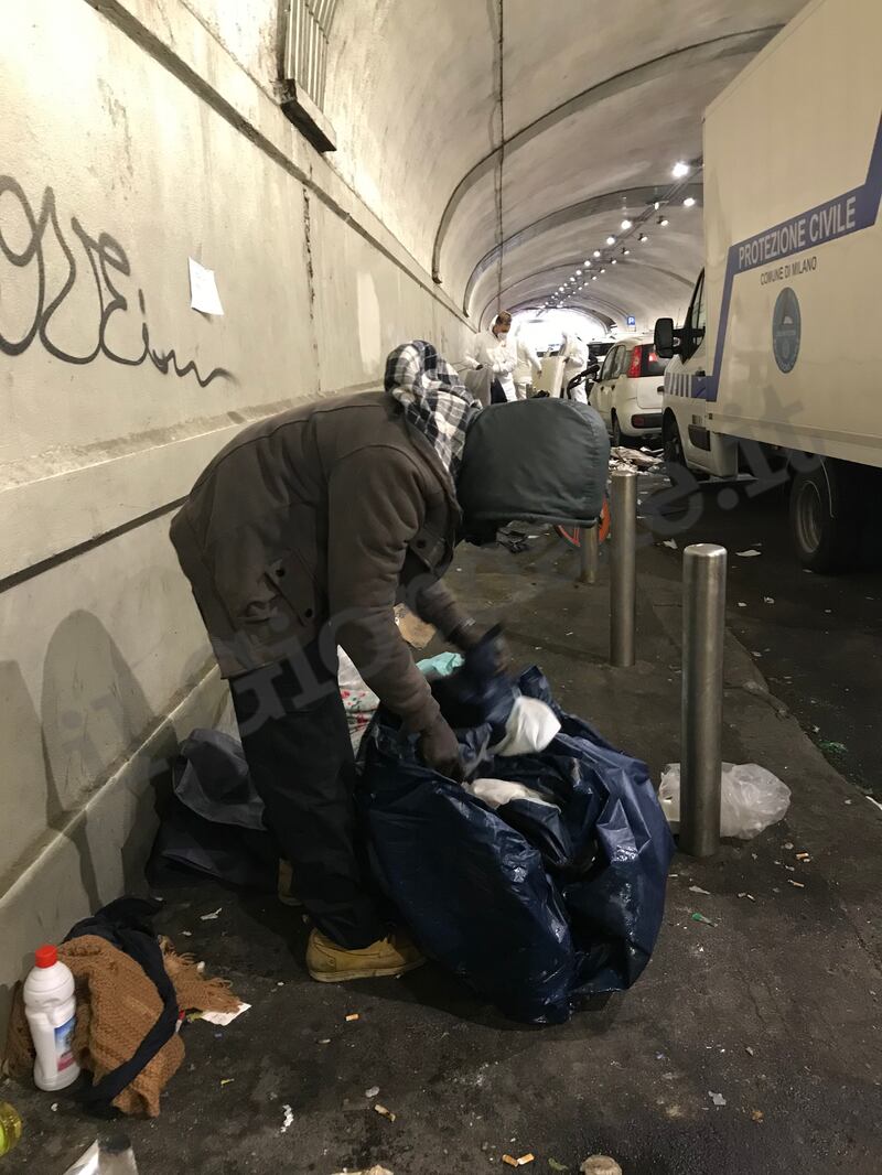 Sgomberato il tunnel in Centrale: degrado fuori controllo 5
