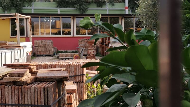 Coppia trovata morta nel Napoletano: i carabinieri sul posto 5