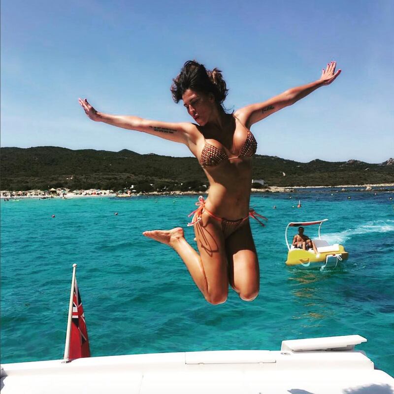 Claudia Galanti, seno in vista a Milano 21