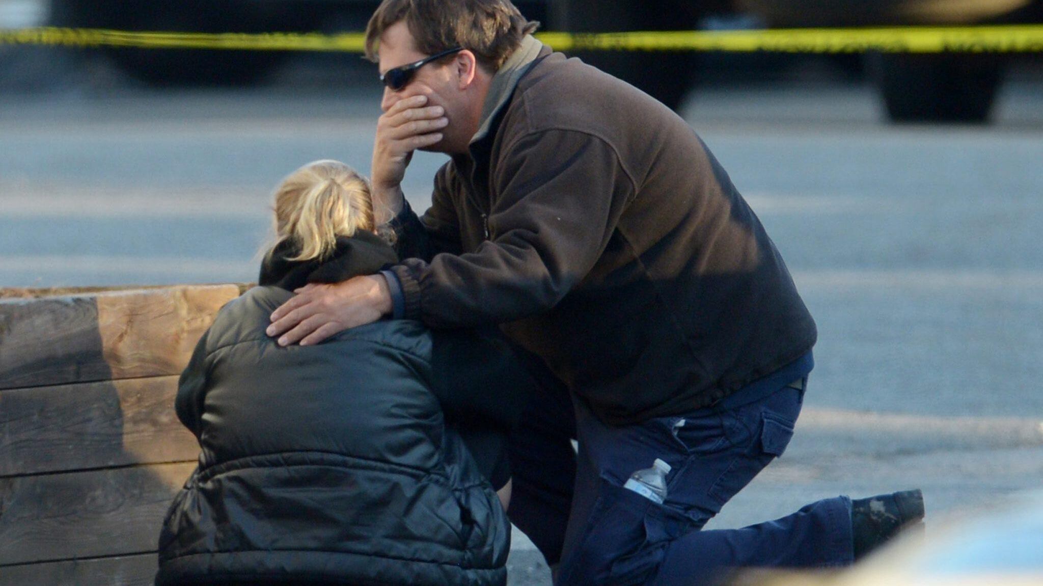 Insegnanti americane a scuola di tiro dopo la strage