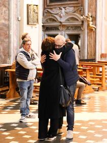 Funerali Antonello Fassari, l'ultimo saluto di parenti e colleghi 4