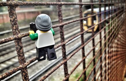 Il mini fotografo e gli scatti d'autore: il Legography di Andrew White 11
