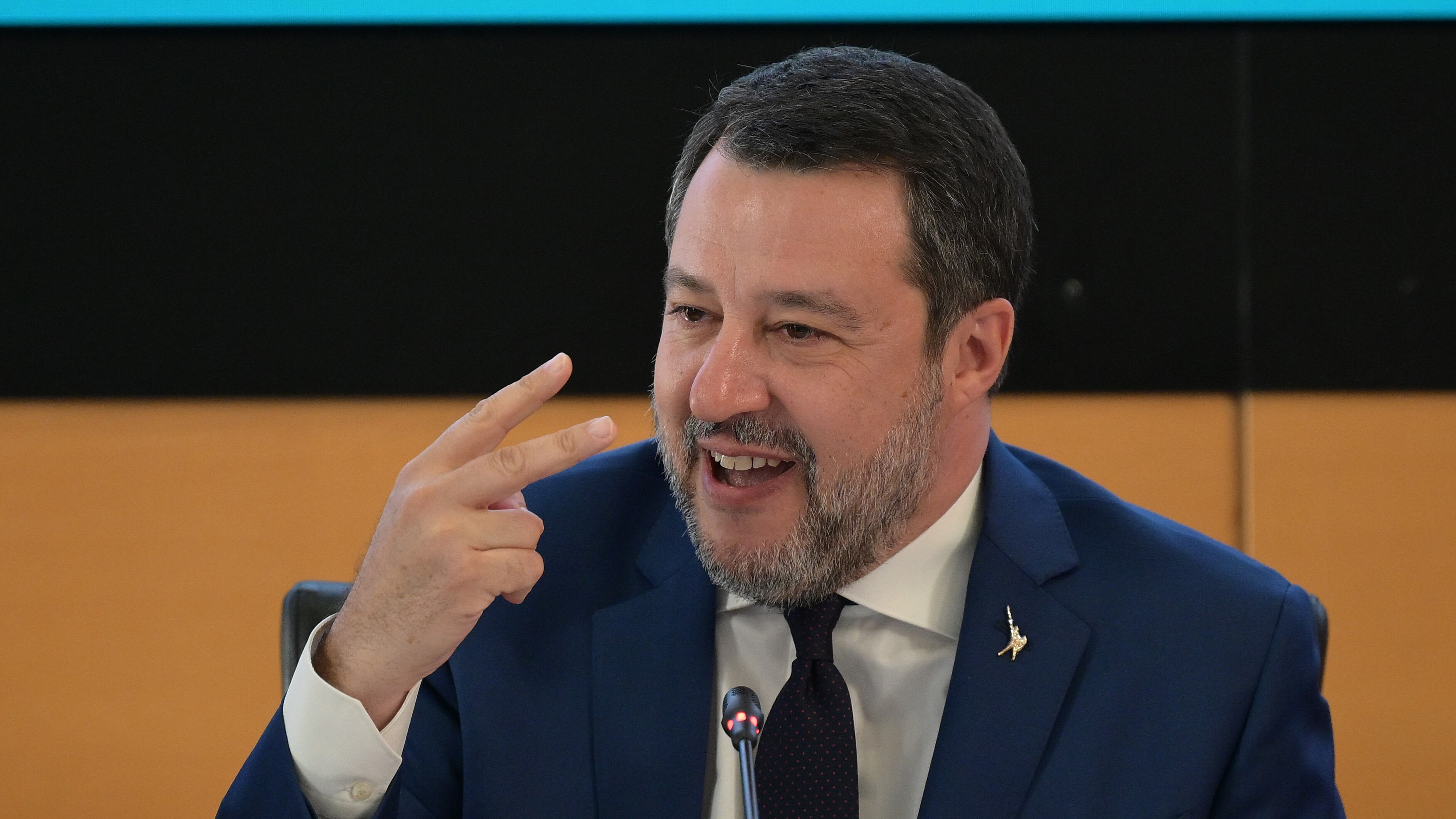 Via libera del governo al decreto Salva-casa. "Taglia la burocrazia, rivoluzione liberale"