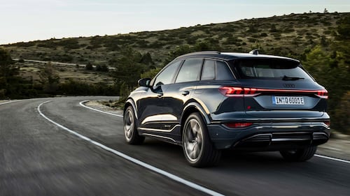 Nuova Audi Q6 e-tron, guarda tutte le foto 15