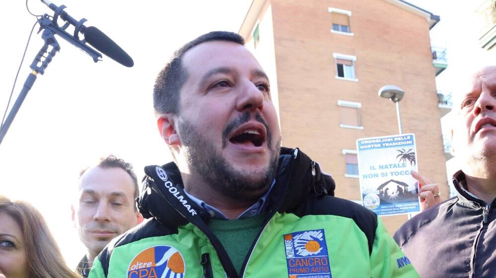 Salvini: "Marine non ti arrendere"