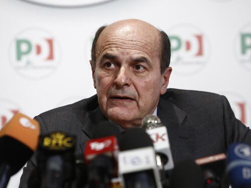Dalla Bolognina a Prodi Il Pd ha ucciso la sua storia e i propri simboli